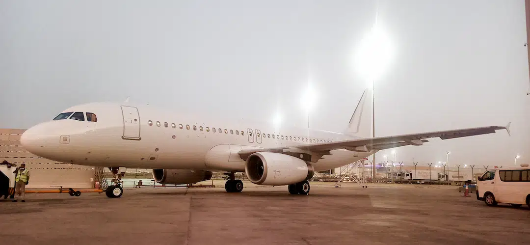 Aircraft component inspection during maintenance event